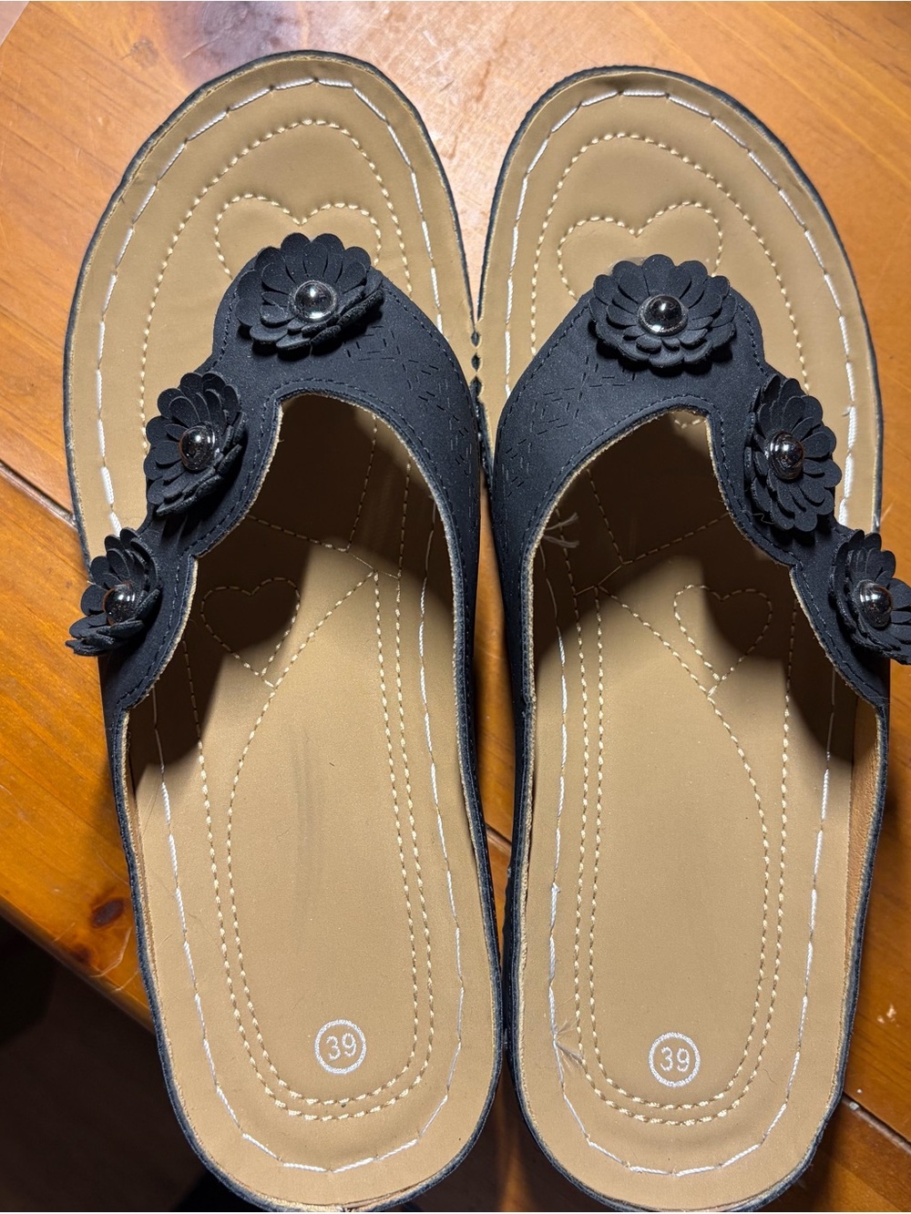 Source Unknown Black Floral Accent Women's Slide Sandals